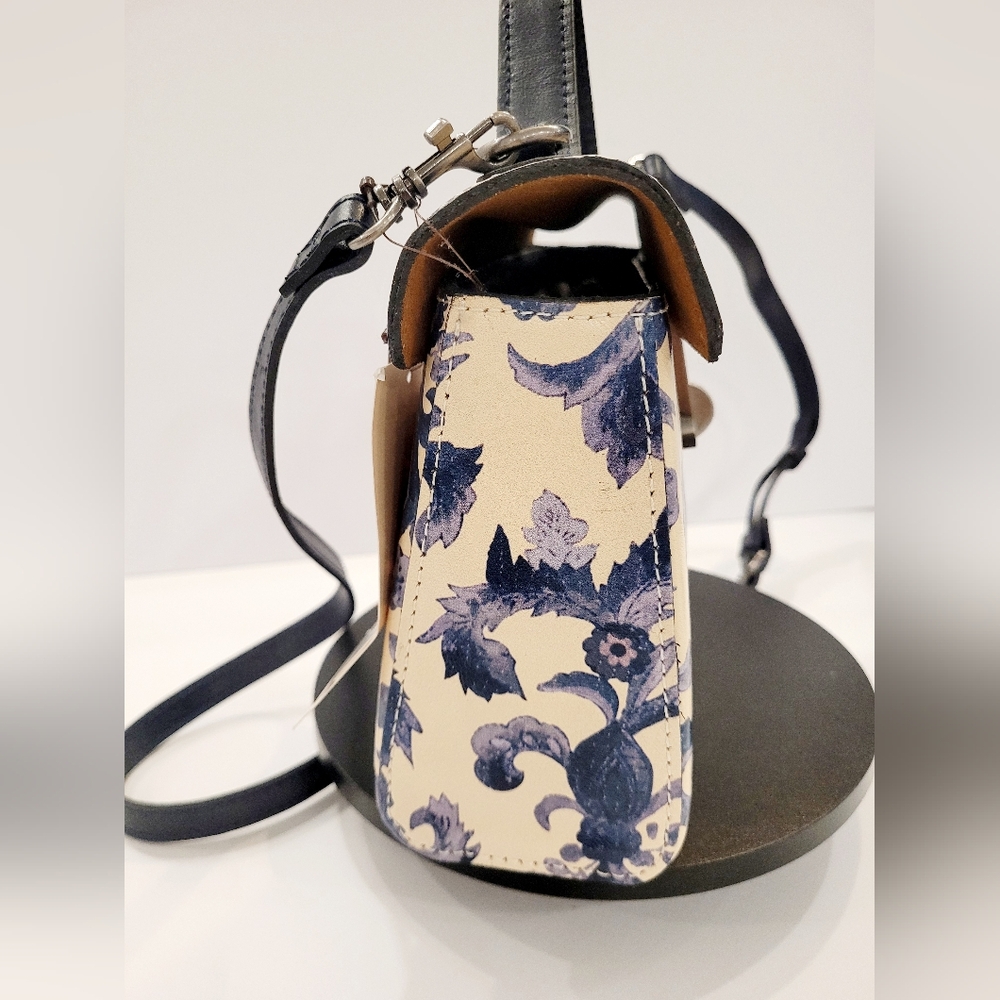 Patricia Nash Carisbrooke Blue Renaissance Revival Collection - Picture 3 of 5